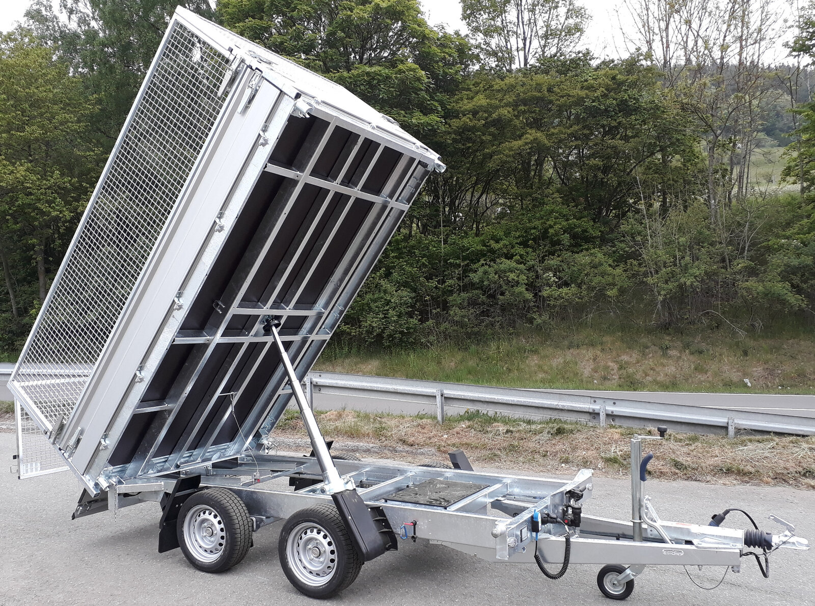 Auf dem Bild sehen Sie einen Cobalt HB-2.